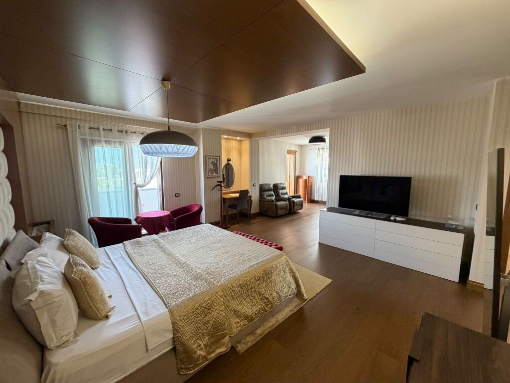 ✨ Apartament 2+1+2 me qira 📍 pranë Kopshtit Zoologjik! ✨
