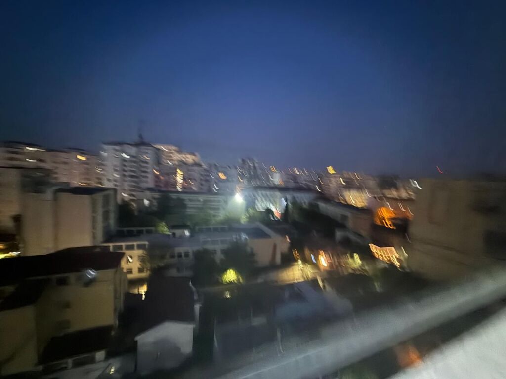 Shitet apartament 2+1, Rruga Fortuzi