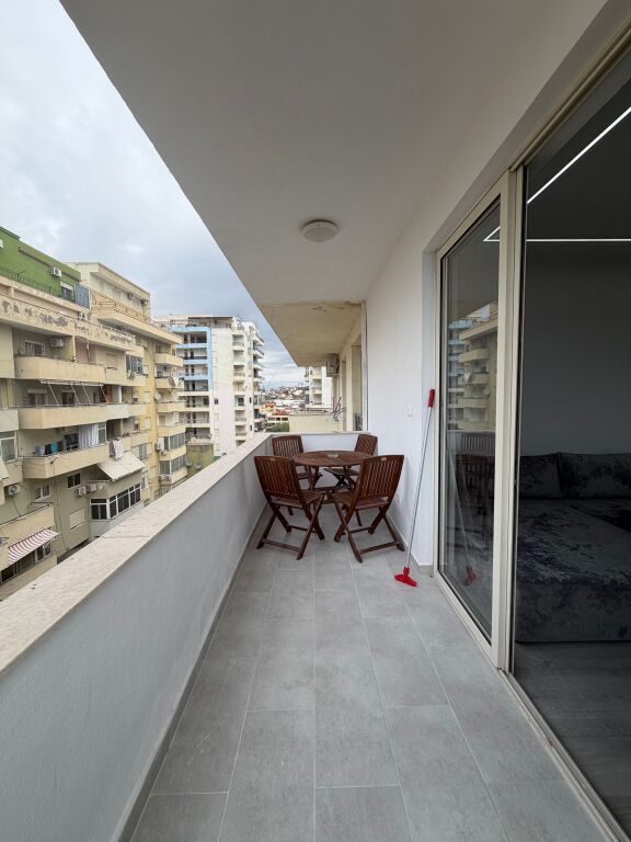 Shitet apartament 2+1+2 ballkone