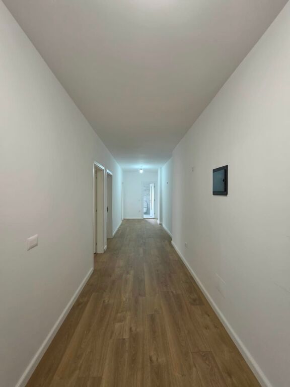 Apartament 2+1+2 ne shitje, Rruga Karl Gega !