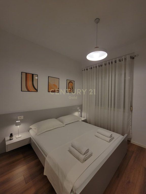 APARTAMENT 1+1 PËR QIRA – RRUGA E DURRËSIT