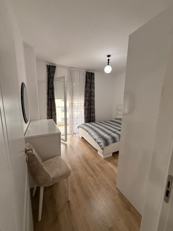 Jepet apartament 2+1 me qira tek Kompleksi Drini , Rruga Don Bosko .