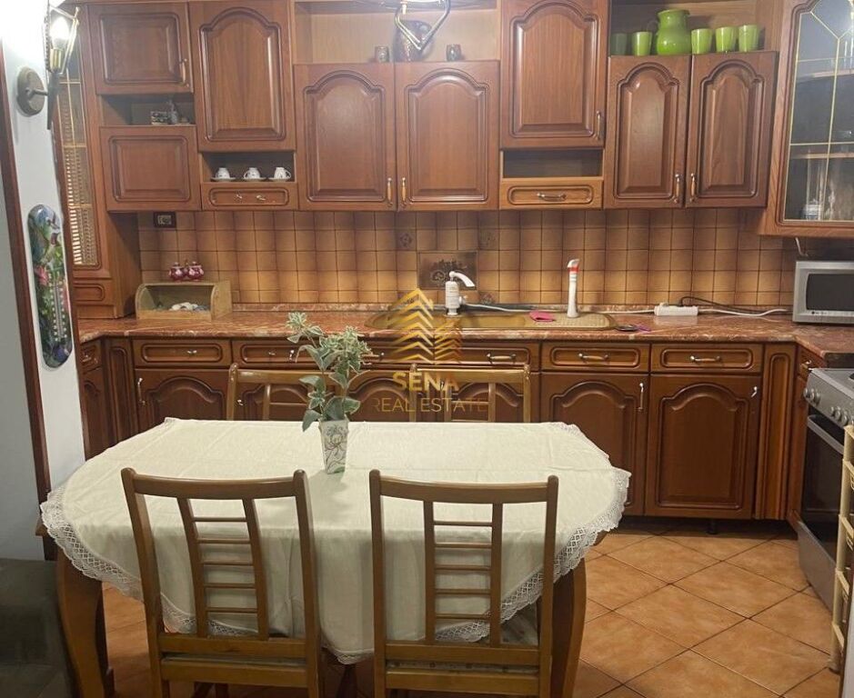 Qira,Apartament ,3+1+blk, Porcelan, 55.000 Leke/muaj