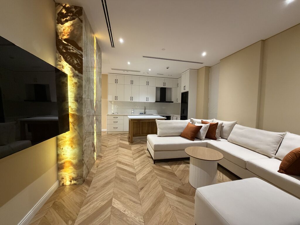 ✨ Jepet me Qira Apartament 2+1 Luksoz - Downtown One, Rruga Elbasanit