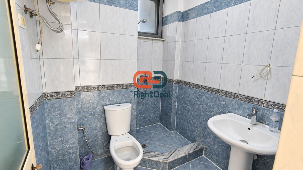 Ne Fresk, Shitet Apartament 2+1+2, I Sapo Investuar !!!