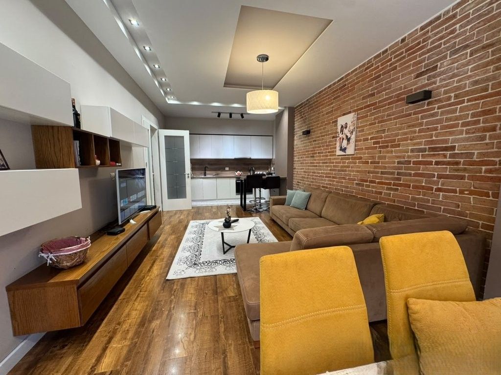 Super Appartamento 2+1+2 in vendita a Unaza e Re, Astir! 188.000 €