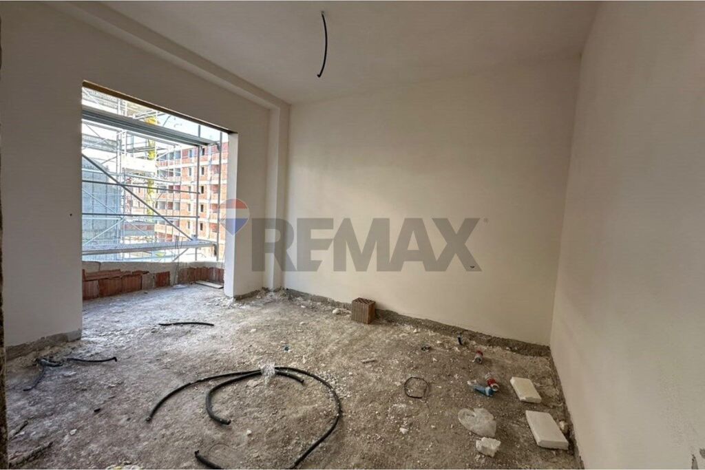 Apartament 1+1 për shitje në Golem