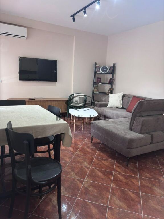 Appartamento 1+1 in Vendita a Shkëmbin e Kavajës, Durrës.