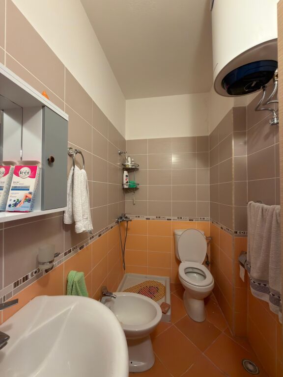 APARTAMENT 2+1+2WC ME PAMJE DETI ME QERA AFATGJATE - UJI I FTOHTE, MARINA BAY, VLORE