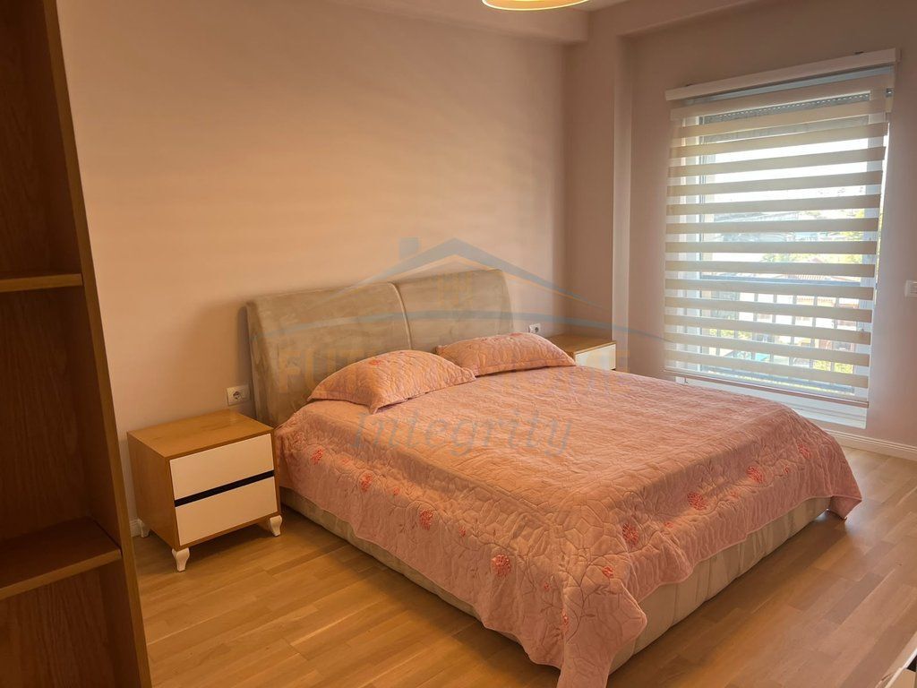 Qera, Apartament 1+1, Rruga Panorama, Tiranë.