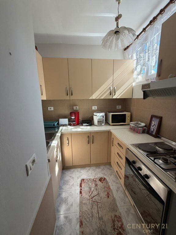 Apartament 2+1 Per Qera Ne Qender Te Tiranes!