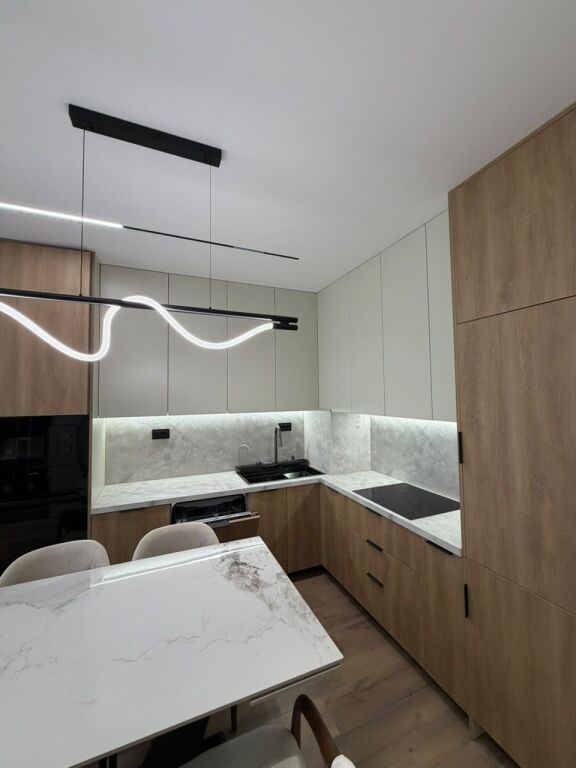 AFFITTASI APPARTAMENTO 2+1 + PARCHEGGIO – UNIVERS CITY