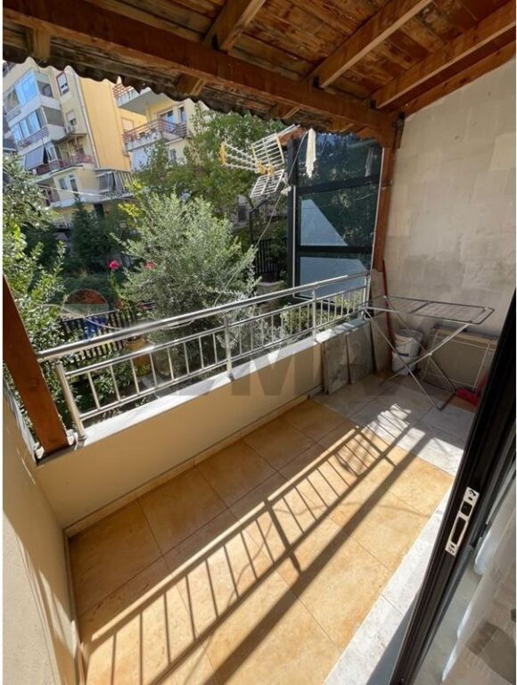 Apartament - Për Shitje - Rruga Liqeni i Thatë, Tiranë
