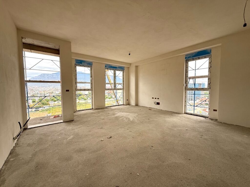 Apartament ne shitje 3+1 tek Bulevardi i Ri!