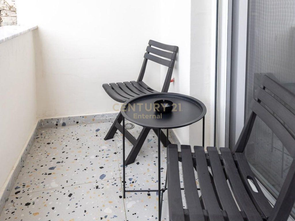 Apartament 2+1 Me Qira në Rruga e Kavajës, Tiranë - 880€ | 80.4 m²