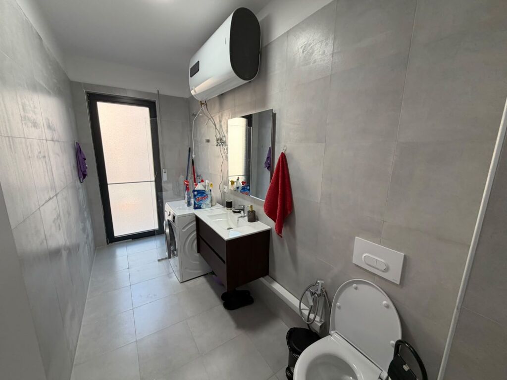 🏡 JEPET ME QIRA APARTAMENT 2+1+2  📍 Adresa: Don Bosko, përballë Trio Rezidenc 💰 Çmimi: 800 mijë lekë/muaj