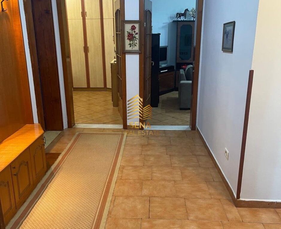 Shitet, Apartament,3+1+bllk,Porcelan-Pas UET,13.500.000Leke