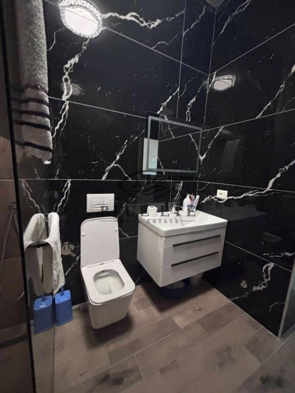 Apartment 3+1 for sale in Beach, Durrës.