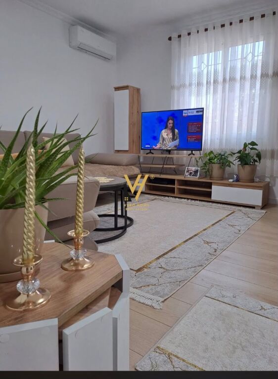 SHITET SHTEPI PRIVATE NJE KATESHE NE VERBAS, FIER 9.500.000 LEKE