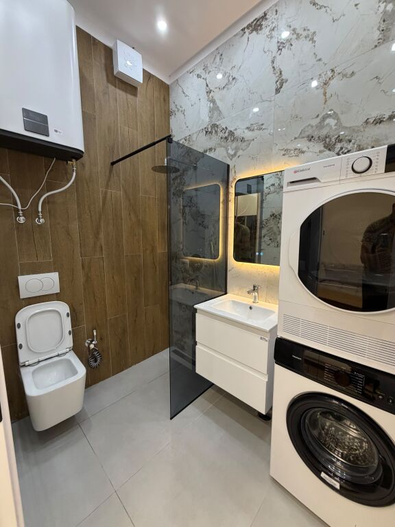 🏡 Jepet me qira super apartament 1+1  📍 21 Dhjetori