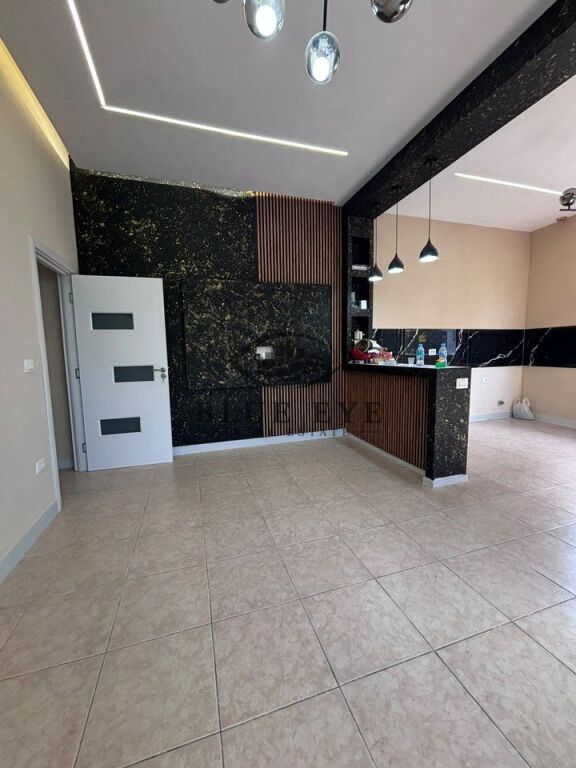 Apartment 3+1 for sale in Beach, Durrës.
