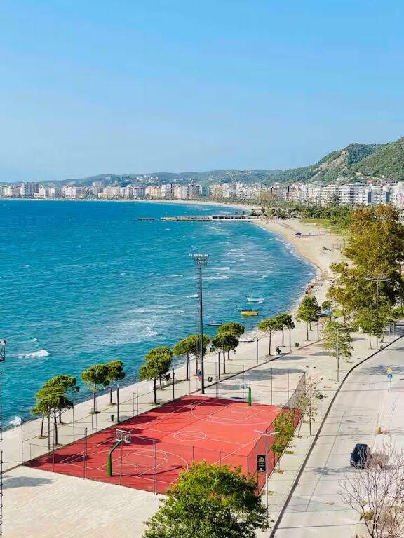 Apartament Penthouse me qira Lungomare Vlorë