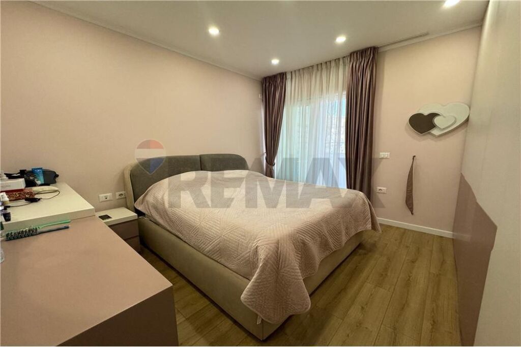 Apartament 2+1 per qira te Kompleksi Dinamo!