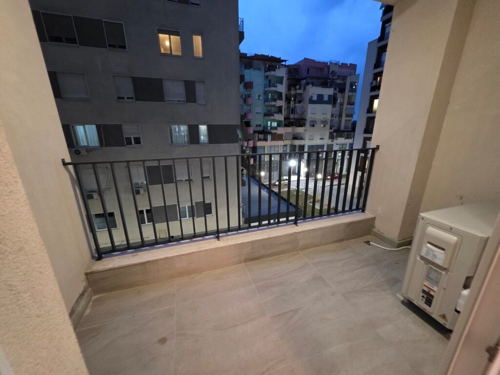 Apartament 2+1 me qera tek Aura ne rrugen Dritan Hoxha