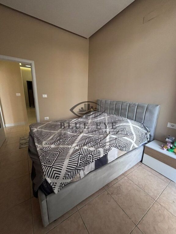 Apartament 3+1 në shitje në Plazh, Durrës.