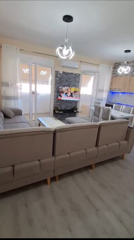 Apartment 2+1 for rent in 5 Maj  ID 5584