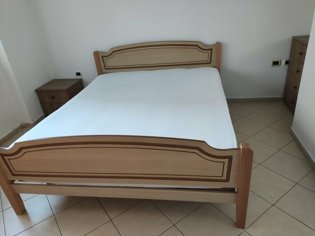 Apartament 1+1 me qira – Përballë Kompleksit Delijorgji !