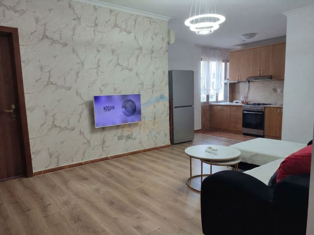 Rent, Apartment 1+1, Commune of Paris, Tirana