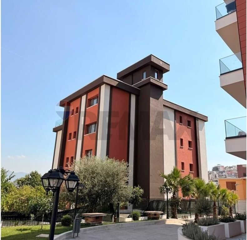 Kodra e Diellit, 4-storey building for rent  ID: 530591003-82