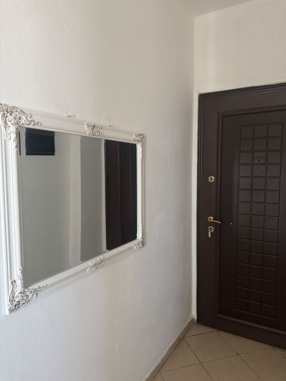 Apartament 1+1 me qira – Përballë Kompleksit Delijorgji !