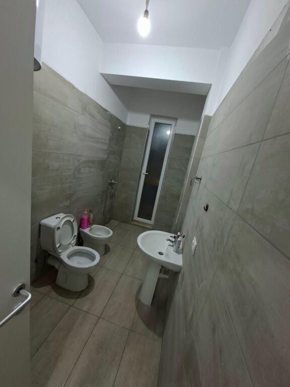 Qera | Apartament 2 + 1 | Rruga 5 Maji | 450 €/muaj