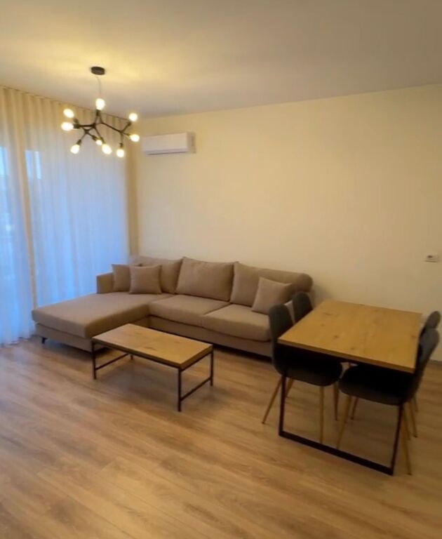 Jepet me qira 1+1 Tek Fiori Di Bosko 65.000 leke