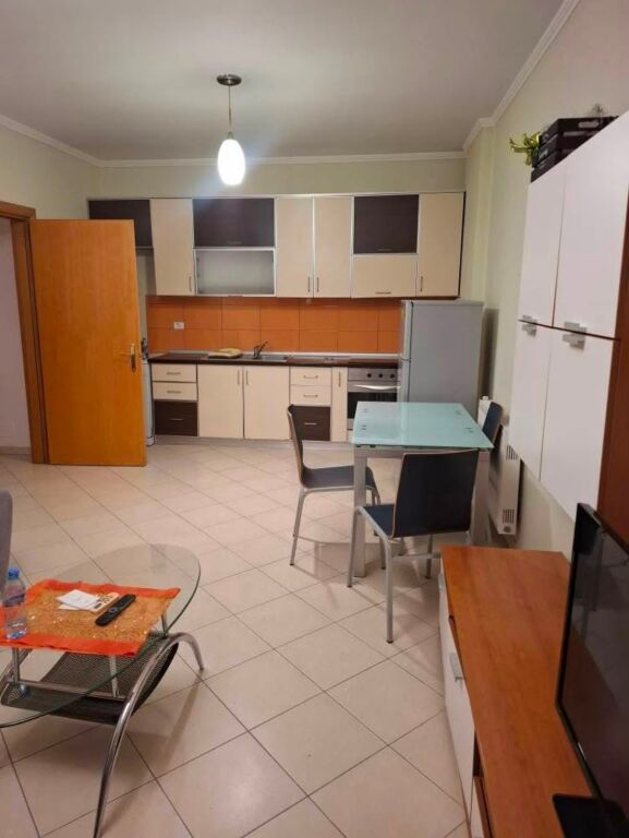 Rent | Apartament 1 + 1 | Komuna e Parisit | 650 €/month