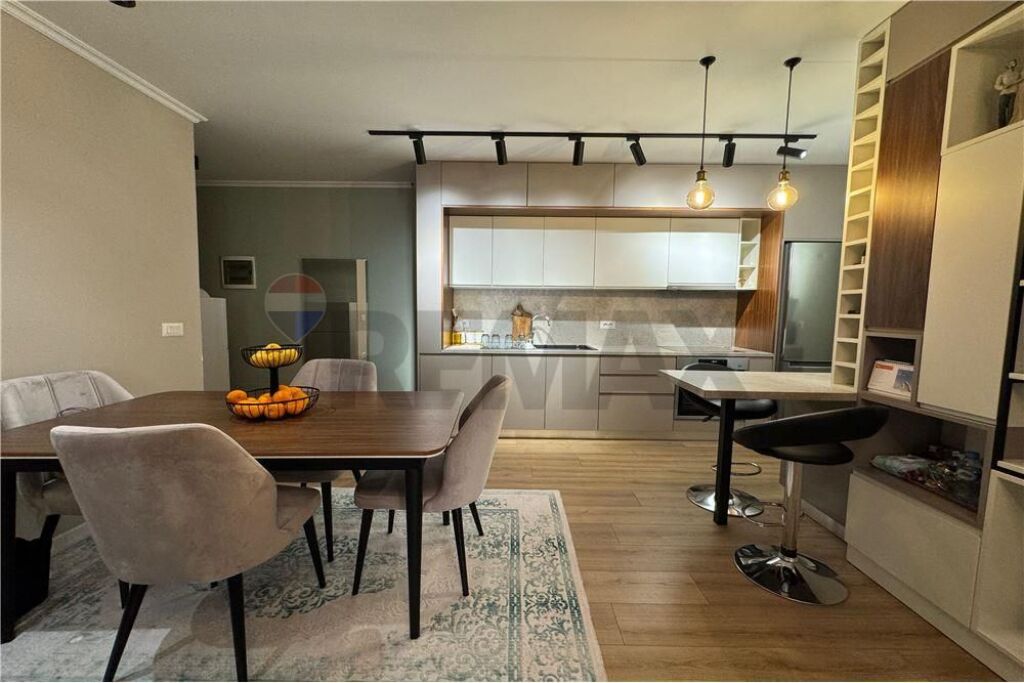 Apartament 2+1 per qira te Kompleksi Dinamo!