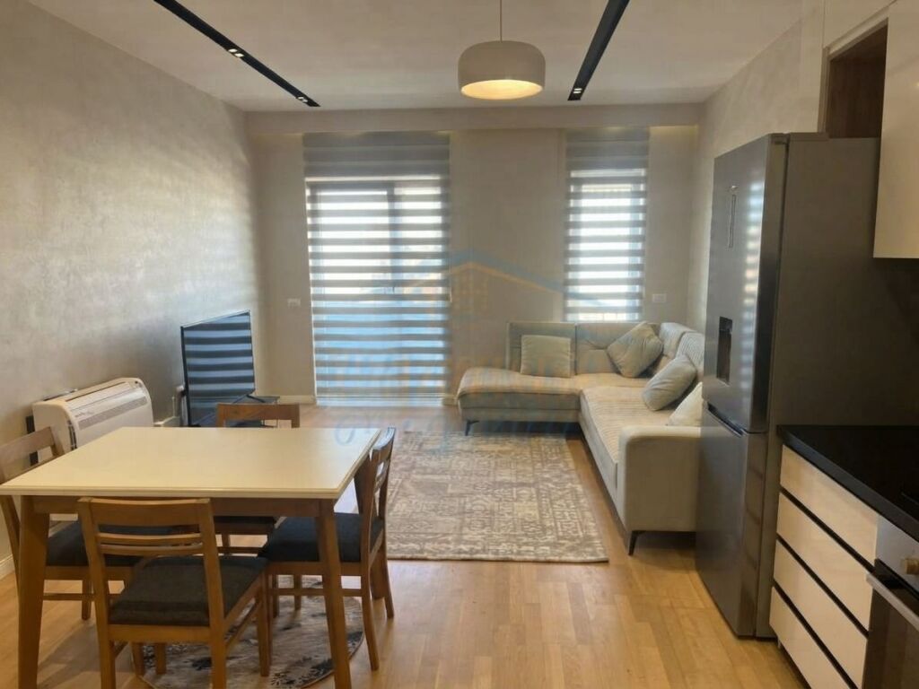 Affitto, Appartamento 1+1, Via Panorama, Tirana.