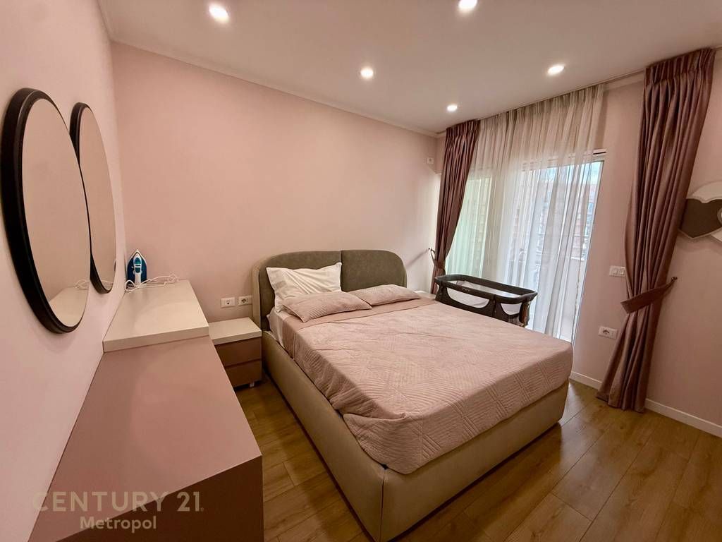 AFFITTASI APPARTAMENTO 2+1, COMUNE DI PARIGI! 90.000 Lekë /Mese