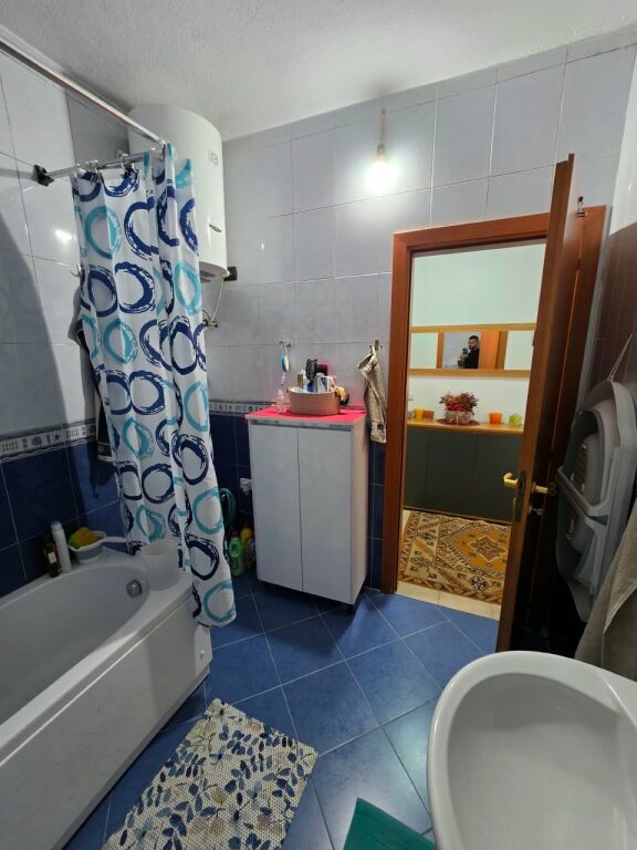 Shitet: 2+1+2wc + 2 Ballkone Komuna e Parisit - 📍115m² ( Jug Lindje) kati 5, Pamje Panoramike | 2250€/m² Çmim okazion 😬🔥
