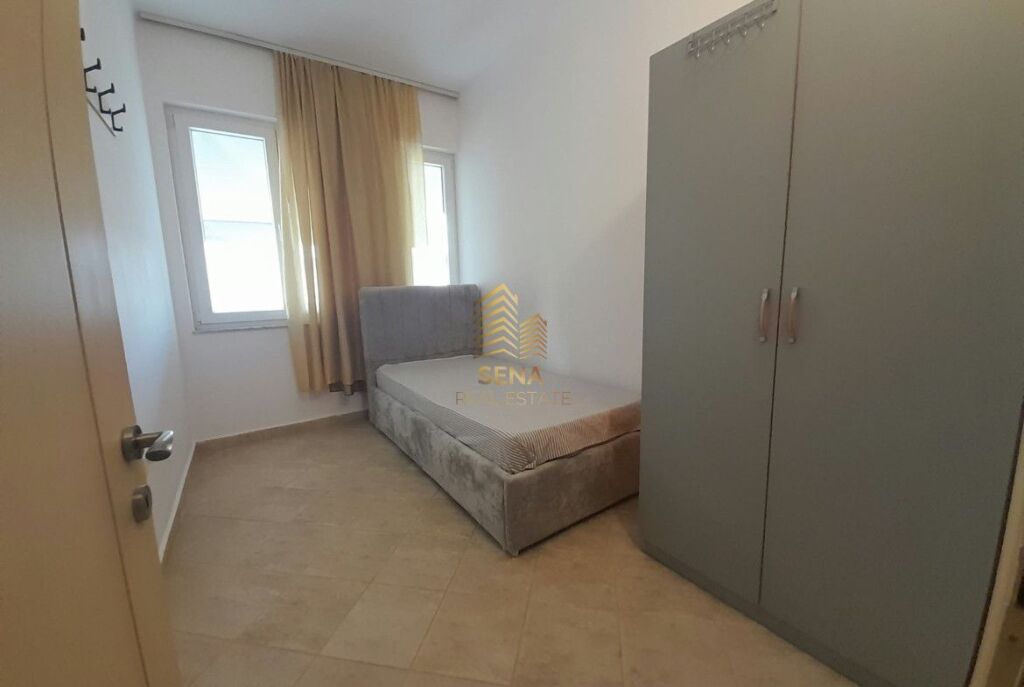 Affitto, Appartamento 2+1+2blk, Via Kavaja-vicino a Square 21, 70.000 Lek/Mese