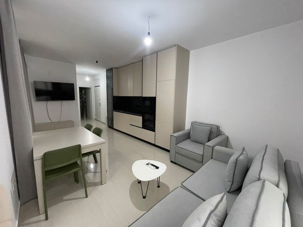 SARANDE, VENDIAMO APPARTAMENTO 1+1 DIETRO L'HOTEL BUTRINTI 155.000 €