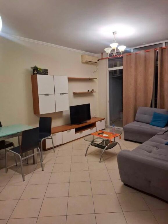 Rent | Apartament 1 + 1 | Komuna e Parisit | 650 €/month
