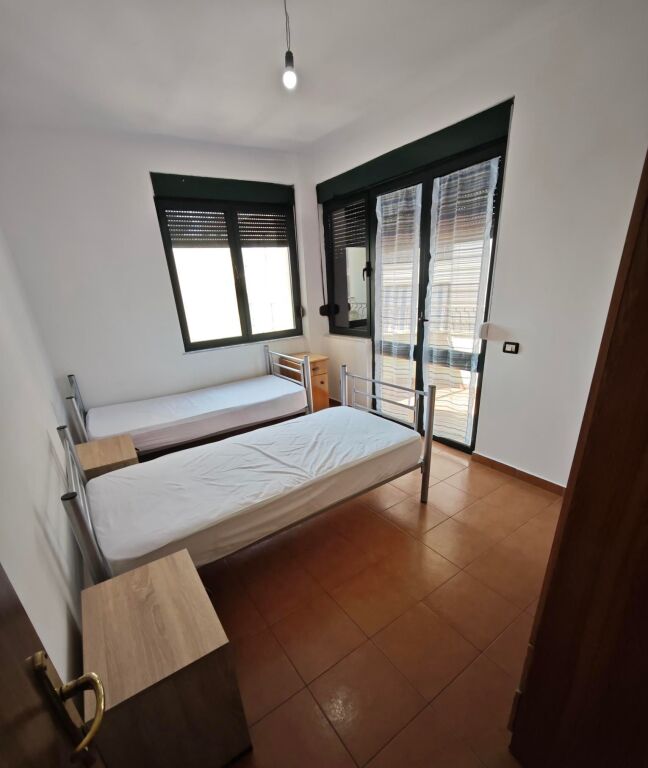 Qera | Apartament 2 + 1 | Currilat Durres | 320 €/muaj