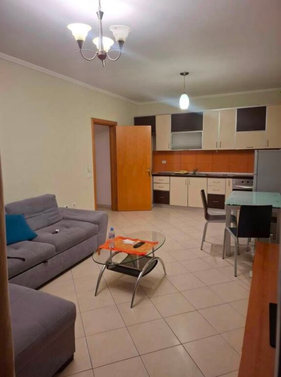 Rent | Apartament 1 + 1 | Komuna e Parisit | 650 €/month