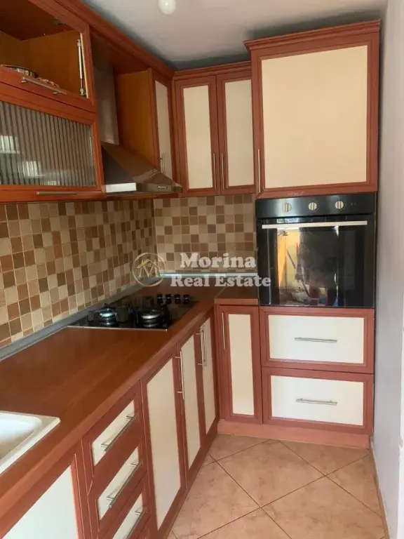 Affitto | Apartament 3 + 1 | Pazari i Ri | 700 €/mese