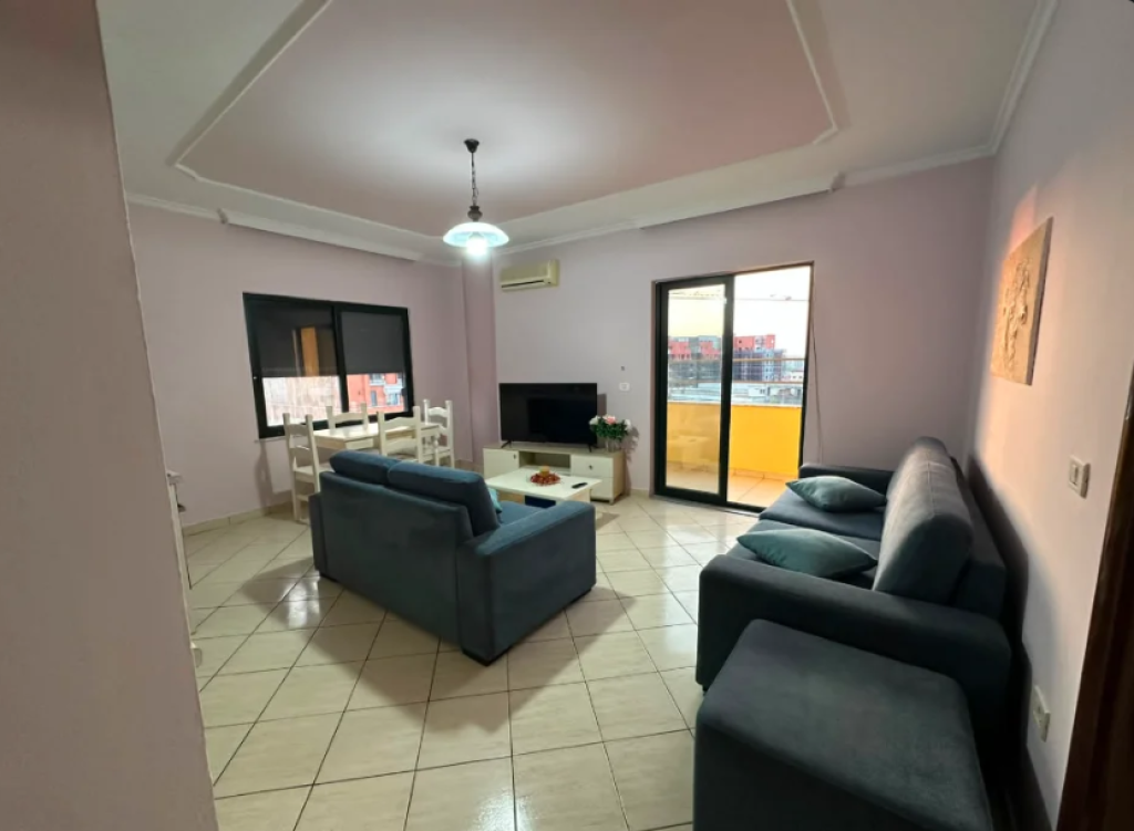Apartament 1+1 ne Shitje 21 Dhjetori Tirane