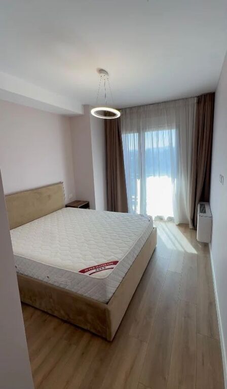 Arlis Farmacia 10, apartment 2+1+2 for rent.
