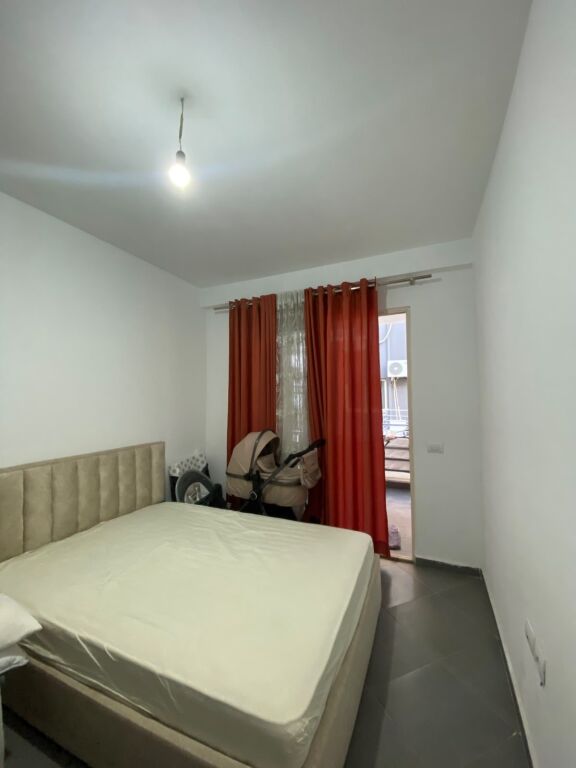 SHITET APARTAMENT 2+1+2 – KOMPLEKSI TOM DOSHIT, SHKOZË